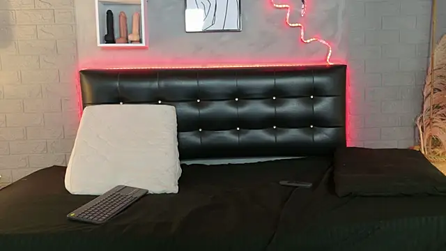 Snapshot of IsabellaTayllor chatting on April 26, 2026, 8:50 pm IsabellaTayllor online show from April 26, 2026, 8:50 pm