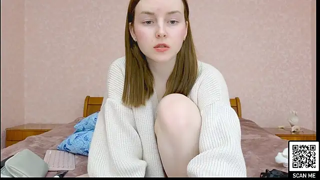 Snapshot of Wild__flowers chatting on February 13, 2025, 5:22 pm Wild  flowers online show from February 13, 2025, 5:22 pm