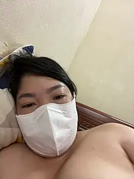 Hachi Sweetbabie  online show from March 1, 2026, 10:28 am