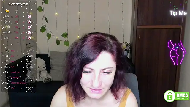 Snapshot of Muse_kitty_jenia chatting on February 1, 2025, 1:44 am Muse kitty jenia online show from February 1, 2025, 1:44 am