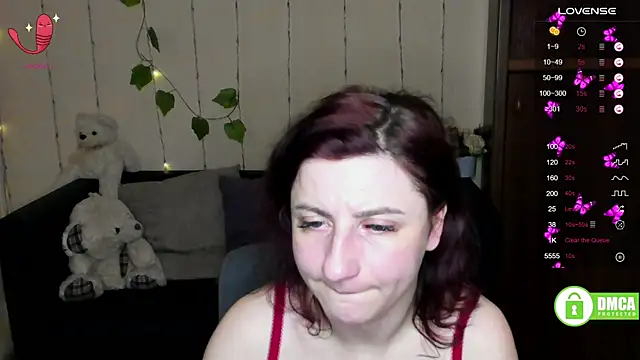 Snapshot of Muse_kitty_jenia chatting on February 14, 2025, 9:32 pm Muse kitty jenia online show from February 14, 2025, 9:32 pm