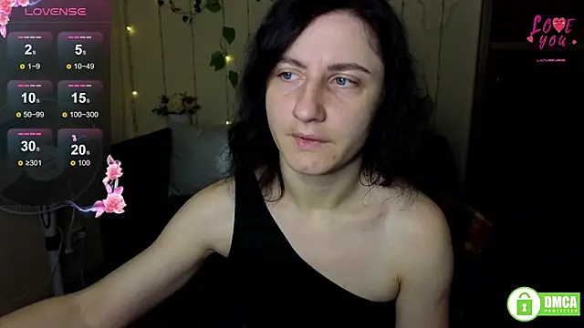 Snapshot of Muse_kitty_jenia chatting on October 5, 2025, 5:28 am Muse kitty jenia online show from October 5, 2025, 5:28 am
