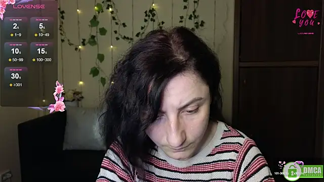 Snapshot of Muse_kitty_jenia chatting on October 7, 2025, 5:32 pm Muse kitty jenia online show from October 7, 2025, 5:32 pm