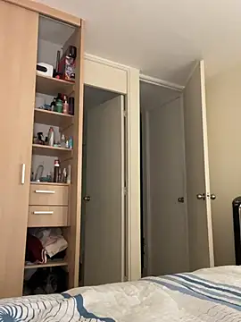 Snapshot of juanasnz99 chatting on February 12, 2026, 2:06 am juanasnz99 online show from February 12, 2026, 2:06 am