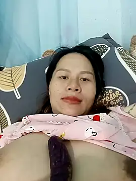 Snapshot of Baby-ladyass20 chatting on January 1, 2025, 3:13 am Baby-ladyass20 online show from January 1, 2025, 3:13 am
