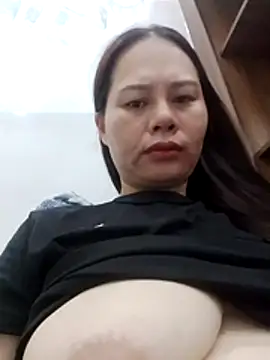 Snapshot of Baby-ladyass20 chatting on May 27, 2026, 1:57 am Baby-ladyass20 online show from May 27, 2026, 1:57 am