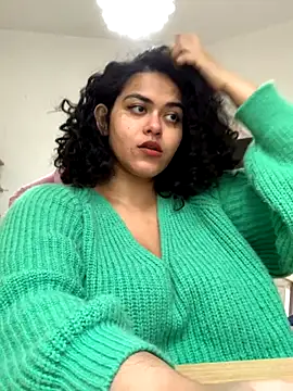 Snapshot of Curvydesifromgermany chatting on September 29, 2025, 12:21 pm Curvydesifromgermany online show from September 29, 2025, 12:21 pm