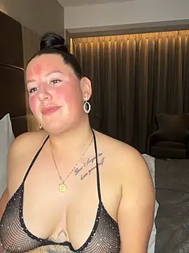 xlinastarrx online show from May 10, 2026, 5:29 pm
