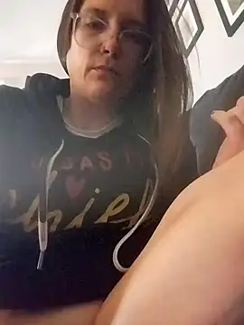 Willow8934 online show from February 11, 2025, 8:52 pm