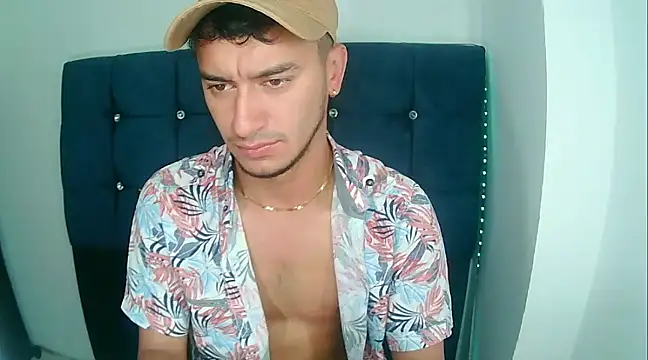 Snapshot of Kevin_Torres chatting on January 11, 2025, 3:20 pm Kevin Torres online show from January 11, 2025, 3:20 pm