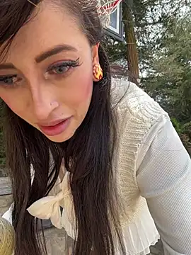 angelacianuro  online show from March 21, 2026, 5:27 pm