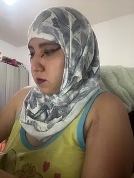 hannahayat online show from April 17, 2026, 1:25 pm