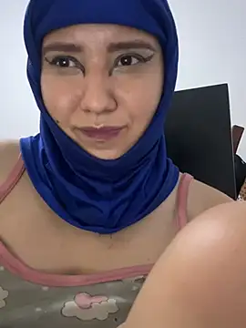 Snapshot of hannahayat chatting on June 26, 2026, 3:22 am hannahayat online show from June 26, 2026, 3:22 am