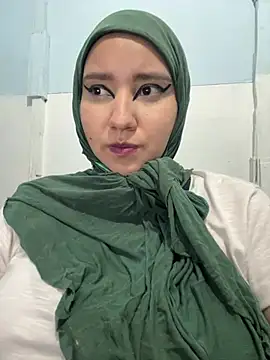 Snapshot of hannahayat chatting on July 16, 2026, 7:09 pm hannahayat online show from July 16, 2026, 7:09 pm