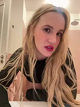 isisxoxx online show from March 14, 2026, 6:19 am