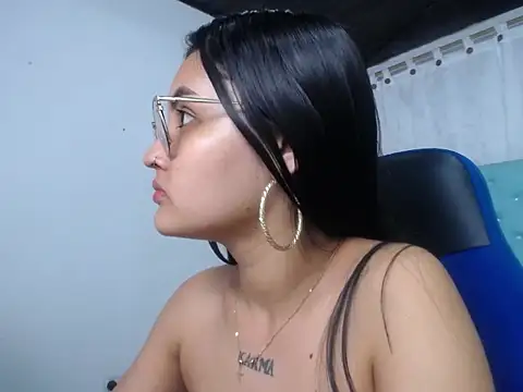 antonella sweetlittle online show from October 24, 2025, 12:23 pm