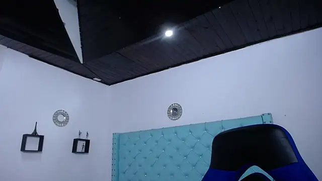 antonella sweetlittle online show from April 11, 2026, 10:30 am