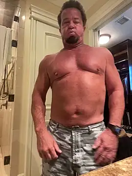 sluttydylan online show from May 8, 2026, 8:58 pm