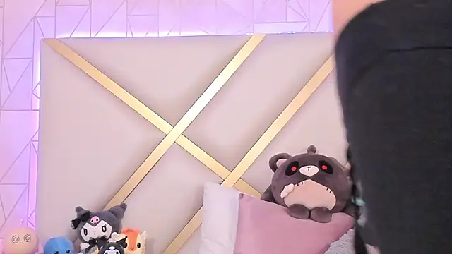 Violettbloss online show from January 16, 2025, 9:30 pm