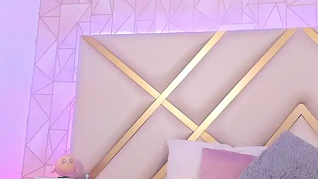 Violettbloss online show from February 22, 2025, 12:49 am