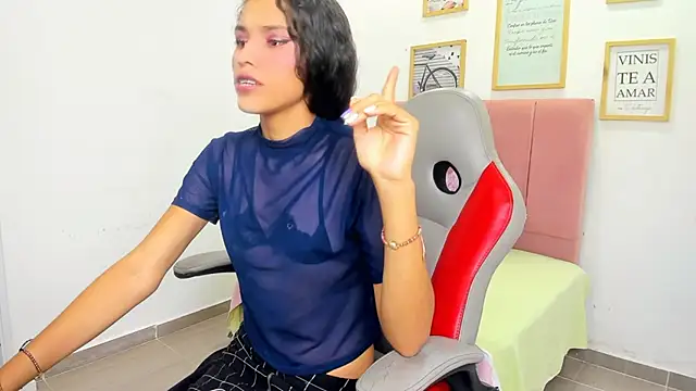 Evelin shy online show from November 7, 2025, 3:17 am