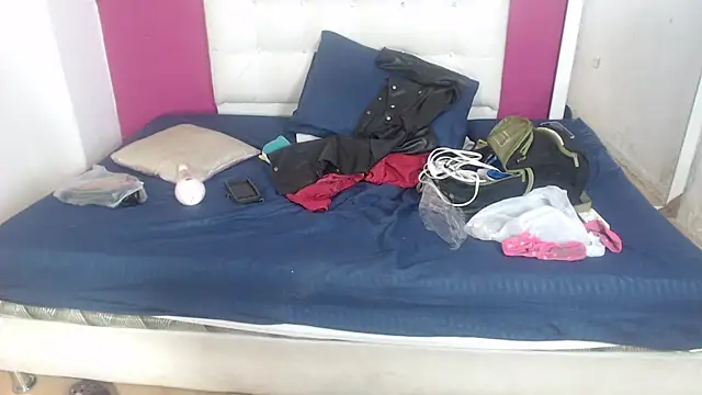 nextdoor fantasy1 online show from December 4, 2025, 3:27 am