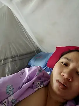 Snapshot of Dina_wet chatting on December 28, 2024, 2:22 am Dina wet online show from December 28, 2024, 2:22 am