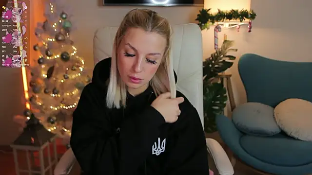 Crystal Barbie online show from December 18, 2024, 1:59 am