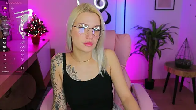 Crystal Barbie online show from January 7, 2025, 1:28 am