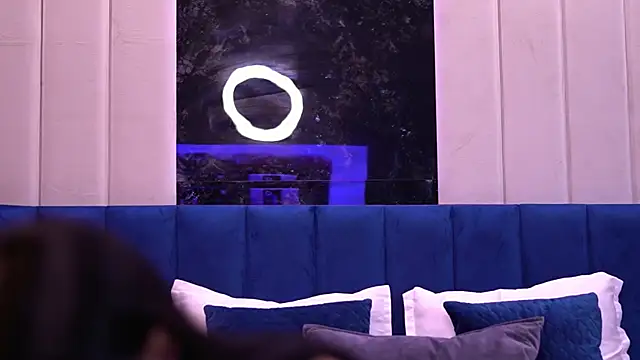 AishaDevoe online show from December 28, 2024, 6:40 pm