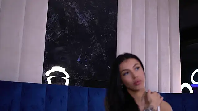 AishaDevoe online show from January 28, 2025, 1:18 am