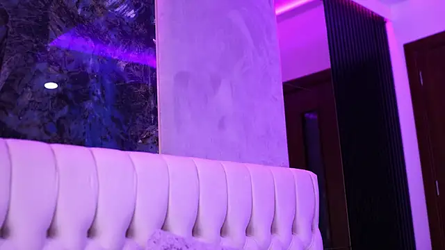 AishaDevoe online show from March 10, 2025, 4:38 am