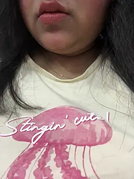 smile pretty online show from February 10, 2026, 5:50 pm