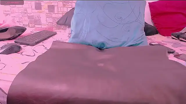 CrazyRousex online show from February 19, 2025, 2:12 pm