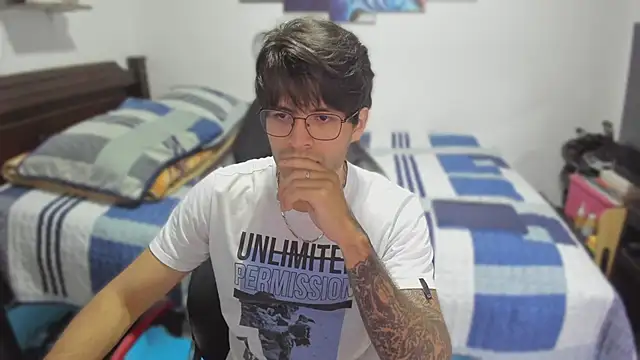 justin stark7 online show from March 15, 2025, 9:27 pm