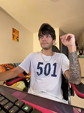 justin stark7 online show from September 11, 2025, 10:54 pm