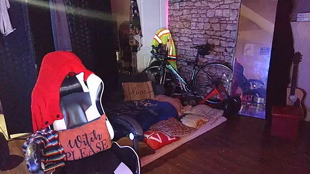 bigshh8 online show from March 30, 2026, 9:32 am