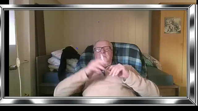 Sammy1660 online show from May 18, 2026, 4:02 pm