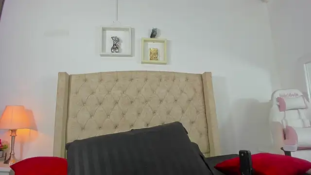 Snapshot of allisson_m chatting on March 11, 2025, 12:06 pm allisson m online show from March 11, 2025, 12:06 pm