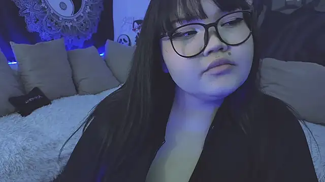 LeyaKan online show from January 28, 2025, 4:08 am