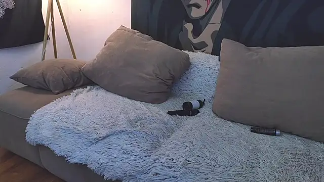 LeyaKan online show from February 6, 2025, 12:11 am