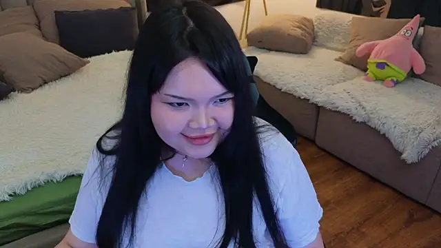 LeyaKan online show from March 5, 2025, 8:21 pm