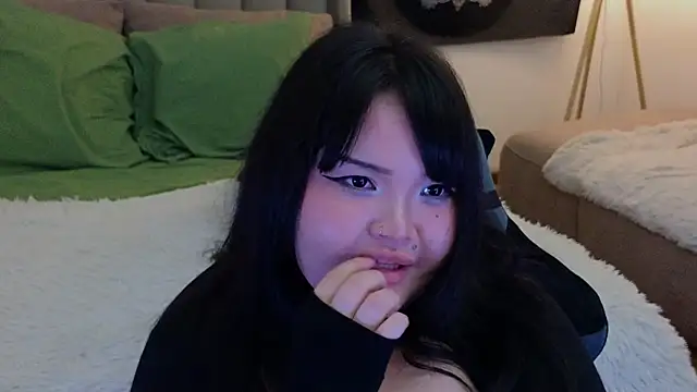 LeyaKan online show from March 13, 2025, 12:05 am