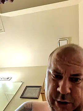 Snapshot of Tyrish361 chatting on November 8, 2025, 1:22 pm Tyrish361 online show from November 8, 2025, 1:22 pm