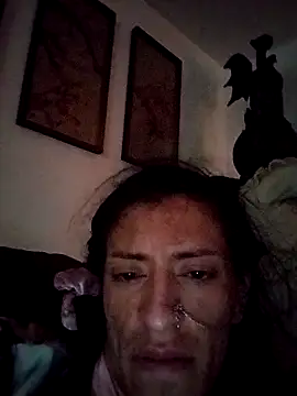 gurlnips online show from February 3, 2026, 6:46 pm