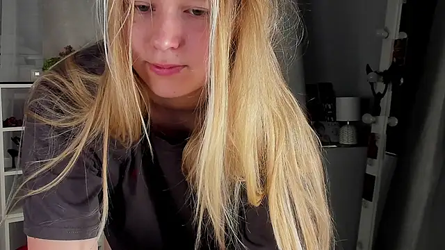 Snapshot of Rebecca_Kelly chatting on October 2, 2025, 2:07 am Rebecca Kelly online show from October 2, 2025, 2:07 am