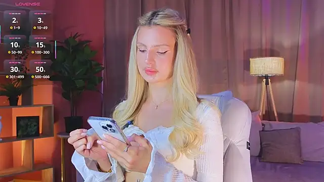 Grace Gordon online show from September 14, 2025, 4:55 am