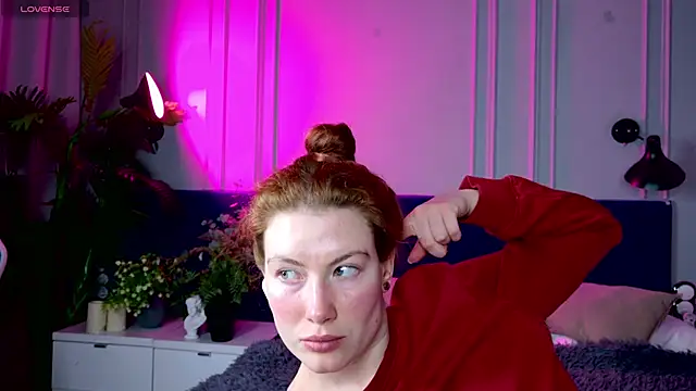 Liv Fay online show from January 19, 2025, 1:33 pm