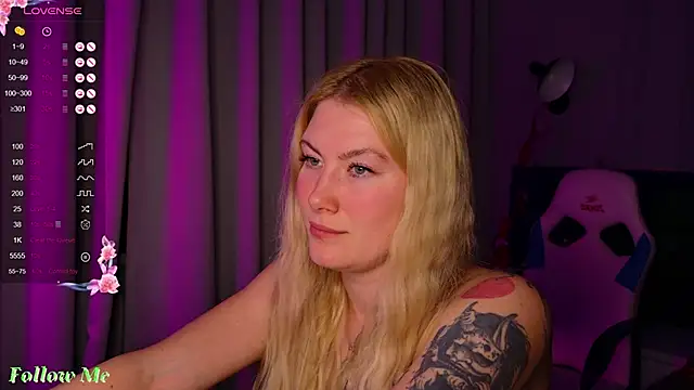 Liv Fay online show from February 6, 2025, 7:40 pm