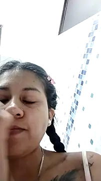 Tiphanydirty3 online show from September 27, 2025, 8:58 pm